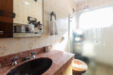 Casa à venda com 120m², 3 quartos e 7 vagasBanheiro Social 2