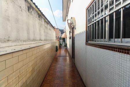 Casa à venda com 120m², 3 quartos e 7 vagasCorredor Lateral 