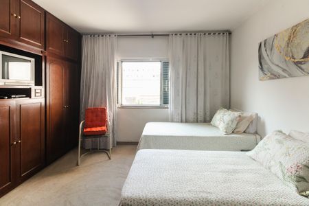 Casa à venda com 120m², 3 quartos e 7 vagasSuíte 