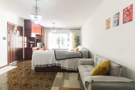 Casa à venda com 120m², 3 quartos e 7 vagasSala 