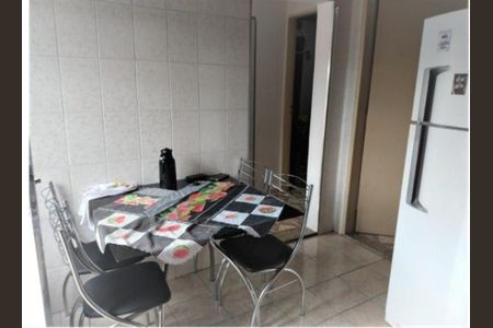 Casa à venda com 2 quartos, 90m² em Parque Maria Domitila, São Paulo