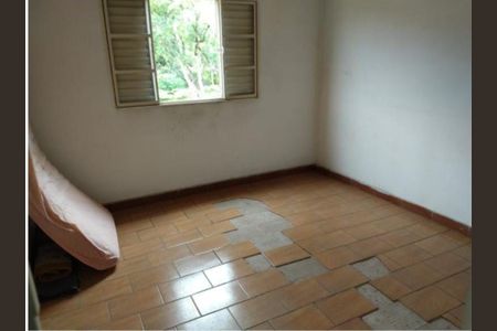 Casa à venda com 2 quartos, 90m² em Parque Maria Domitila, São Paulo