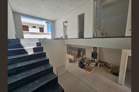 Casa à venda com 4 quartos, 215m² em Jardim Ermida I, Jundiaí
