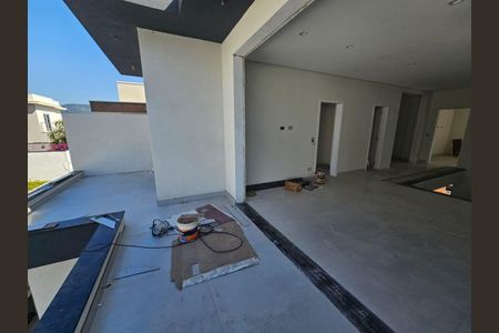 Casa à venda com 4 quartos, 215m² em Jardim Ermida I, Jundiaí