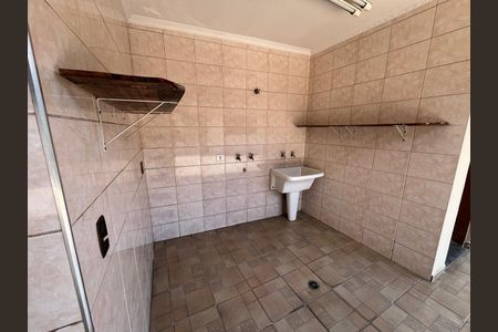 Casa à venda com 3 quartos, 500m² em City América, São Paulo