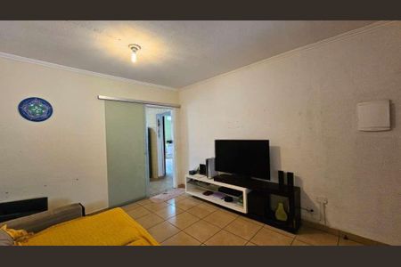 Casa à venda com 2 quartos, 196m² em Vila Guedes, São Paulo