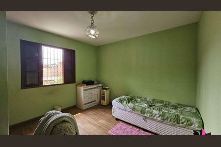 Casa à venda com 2 quartos, 196m² em Vila Guedes, São Paulo