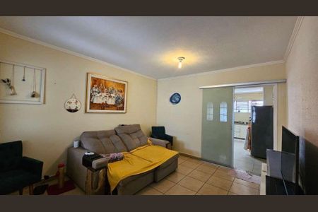 Casa à venda com 2 quartos, 196m² em Vila Guedes, São Paulo