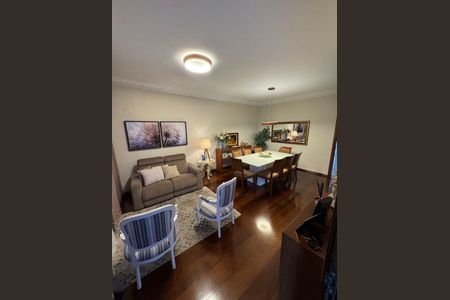 Casa à venda com 3 quartos, 320m² em Vila Regente Feijó, São Paulo