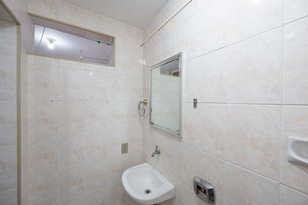 Apartamento para alugar com 120m², 3 quartos e 1 vaga Apartamento para alugar com 120m², 3 quartos e 1 vagaBanheiro de Serviço