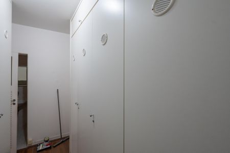 Apartamento para alugar com 120m², 3 quartos e 1 vaga Apartamento para alugar com 120m², 3 quartos e 1 vagaQuarto de Serviço