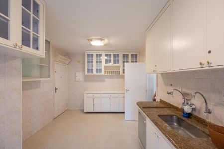 Apartamento para alugar com 120m², 3 quartos e 1 vaga Apartamento para alugar com 120m², 3 quartos e 1 vagaCozinha