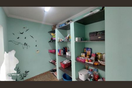 Casa à venda com 3 quartos, 210m² em Vila Metalúrgica, Santo André