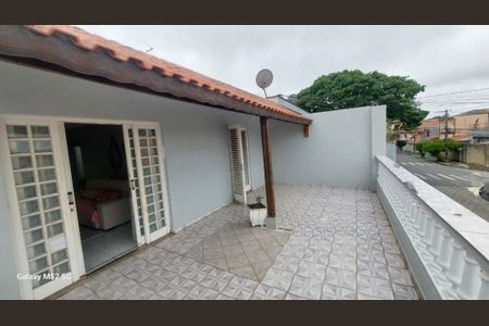 Casa à venda com 210m², 3 quartos e 3 vagas