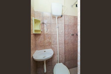 Casa para alugar com 75m², 2 quartos e 2 vagasBanheiro da Suíte