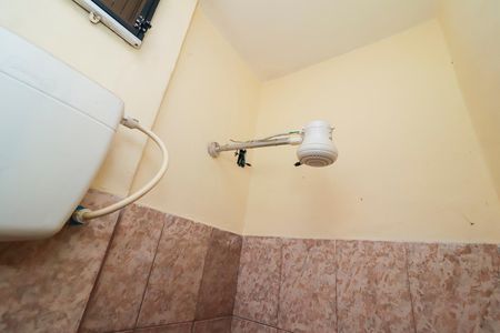 Casa para alugar com 75m², 2 quartos e 2 vagasBanheiro da Suíte