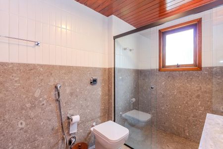 Apartamento à venda com 143m², 3 quartos e 1 vagaBanheiro da Suíte