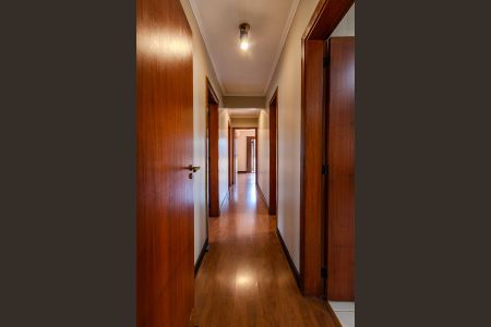 Apartamento à venda com 143m², 3 quartos e 1 vagaCorredor