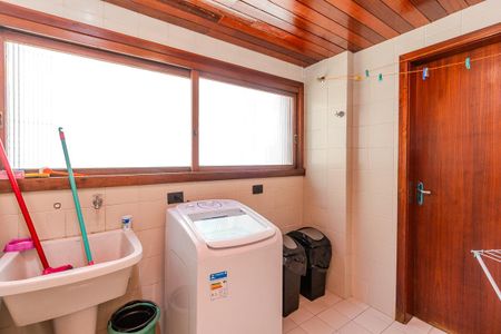 Apartamento à venda com 143m², 3 quartos e 1 vagaÁrea de Serviço