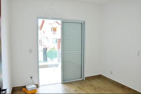 Casa à venda com 150m², 3 quartos e 3 vagasDetalhe - Quarto 01