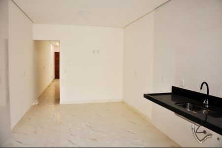 Casa à venda com 150m², 3 quartos e 3 vagasDetalhe - Cozinha