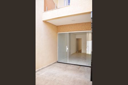 Casa à venda com 150m², 3 quartos e 3 vagasDetalhe - Área de Serviço e Churrasqueira