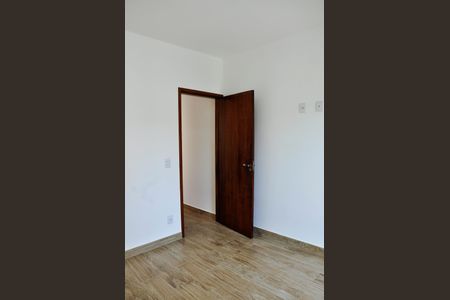Casa à venda com 150m², 3 quartos e 3 vagasDetalhe - Quarto 01
