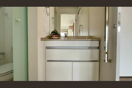 Apartamento para alugar com 55m², 1 quarto e 2 vagasBanheiro da Suíte