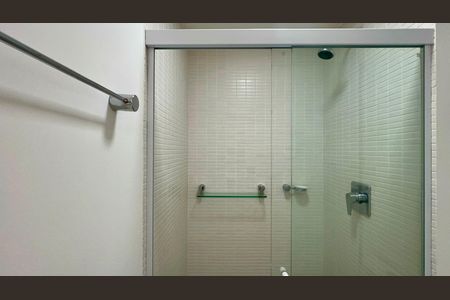 Apartamento para alugar com 55m², 1 quarto e 2 vagasBanheiro da Suíte