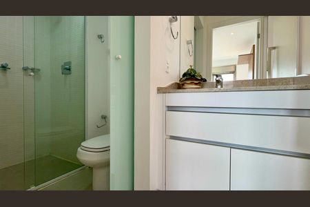 Apartamento para alugar com 55m², 1 quarto e 2 vagasBanheiro da Suíte