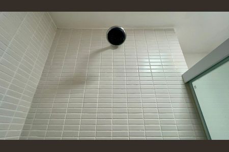 Apartamento para alugar com 55m², 1 quarto e 2 vagasBanheiro da Suíte