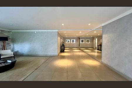 Apartamento para alugar com 55m², 1 quarto e 2 vagasHall de entrada