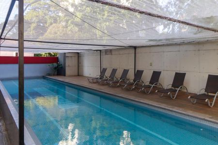 Apartamento à venda com 74m², 1 quarto e 2 vagas Apartamento à venda com 74m², 1 quarto e 2 vagasPiscina