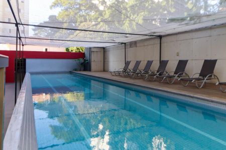 Apartamento à venda com 74m², 1 quarto e 2 vagas Apartamento à venda com 74m², 1 quarto e 2 vagasPiscina