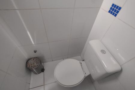 Casa para alugar com 220m², 3 quartos e 2 vagas Casa para alugar com 220m², 3 quartos e 2 vagasBanheiro