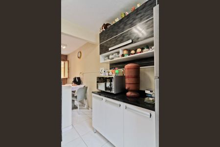 Apartamento à venda com 48m², 2 quartos e 1 vaga Apartamento à venda com 48m², 2 quartos e 1 vagaCozinha