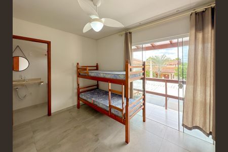 Suite  de apartamento para alugar com 2 quartos, 73m² em São João do Rio Vermelho, Florianópolis