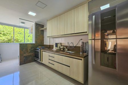 Apartamento para alugar com 140m², 3 quartos e 1 vagacozinha