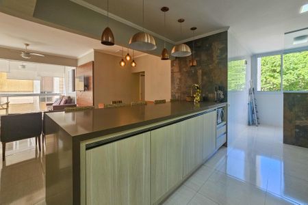 Apartamento para alugar com 140m², 3 quartos e 1 vagacozinha