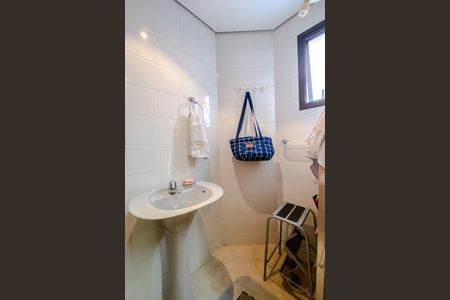 Apartamento à venda com 240m², 4 quartos e 3 vagasLavabo 2