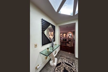 Apartamento à venda com 240m², 4 quartos e 3 vagasHall de entrada