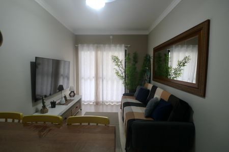 Sala de apartamento para alugar com 2 quartos, 68m² em Jardim Vitoria, Guarujá