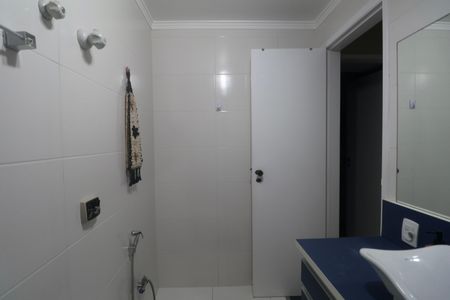 Apartamento para alugar com 68m², 2 quartos e 1 vaga Apartamento para alugar com 68m², 2 quartos e 1 vagaBanheiro Social