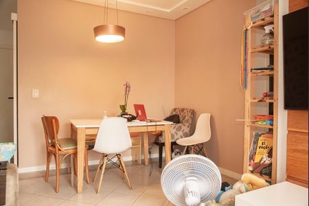 Apartamento à venda com 61m², 2 quartos e 2 vagasSala