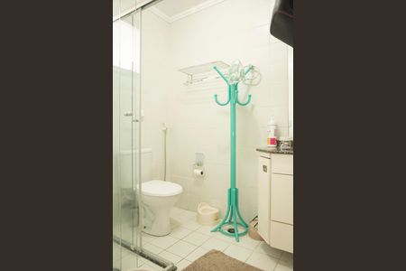 Apartamento à venda com 61m², 2 quartos e 2 vagasBanheiro da Suíte