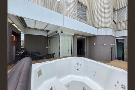 Apartamento à venda com 190m², 4 quartos e 3 vagas Apartamento à venda com 190m², 4 quartos e 3 vagasCobertura