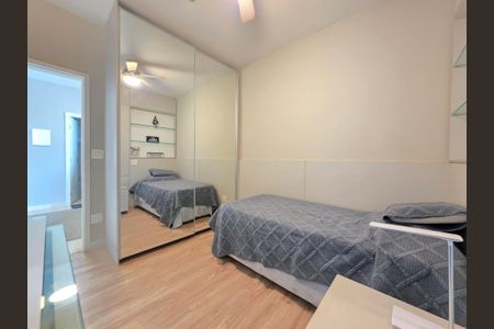 Apartamento à venda com 190m², 4 quartos e 3 vagas Apartamento à venda com 190m², 4 quartos e 3 vagasQuarto 3