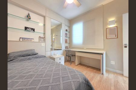 Apartamento à venda com 190m², 4 quartos e 3 vagas Apartamento à venda com 190m², 4 quartos e 3 vagasQuarto 3