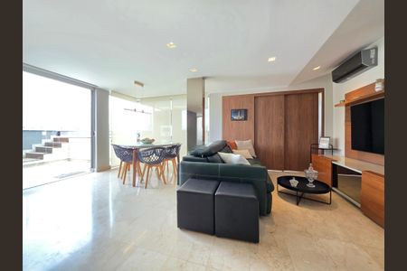 Apartamento à venda com 190m², 4 quartos e 3 vagas Apartamento à venda com 190m², 4 quartos e 3 vagasSala