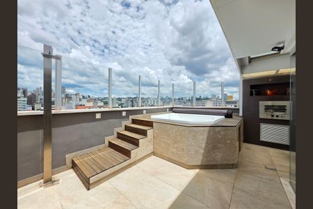 Apartamento à venda com 190m², 4 quartos e 3 vagas Apartamento à venda com 190m², 4 quartos e 3 vagasCobertura